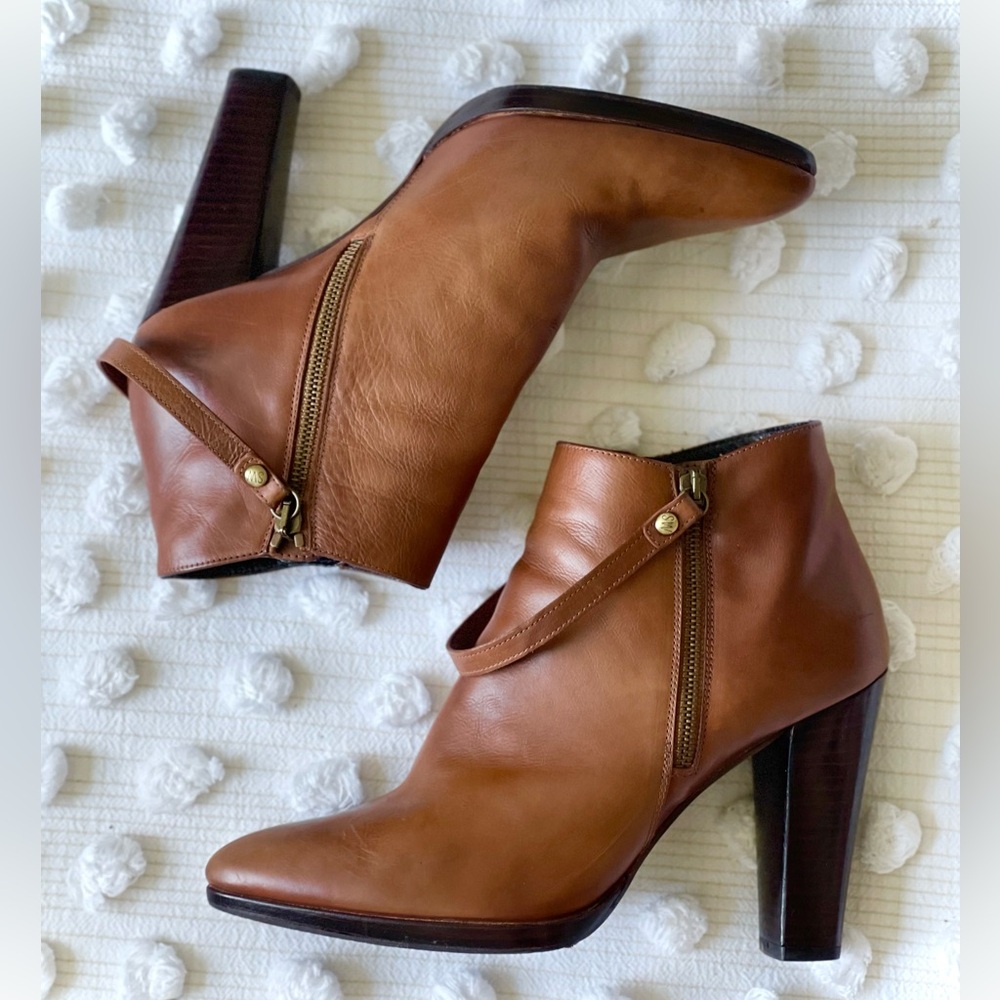 Stuart Weitzman Backstrap Saddle Old West Calf Leather Ankle Boots Booties 9